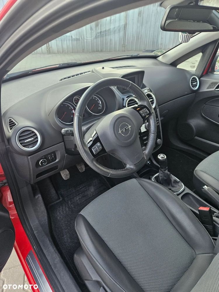 Opel Corsa 1.4 16V Innovation - 16