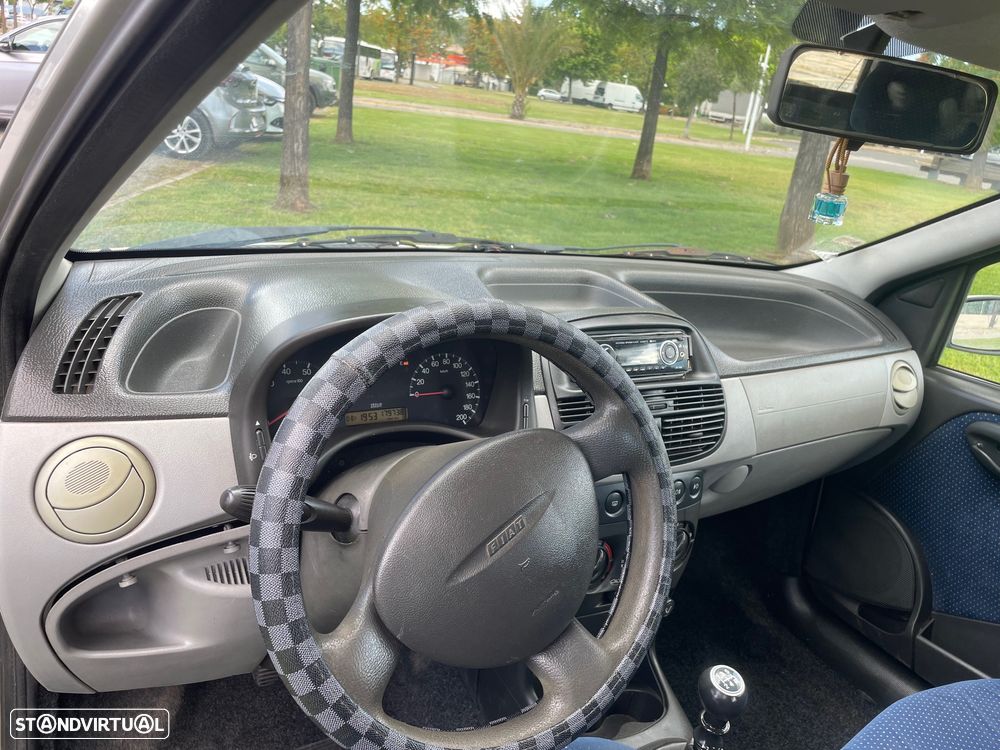 Fiat Punto 1.2 16V HLX - 4