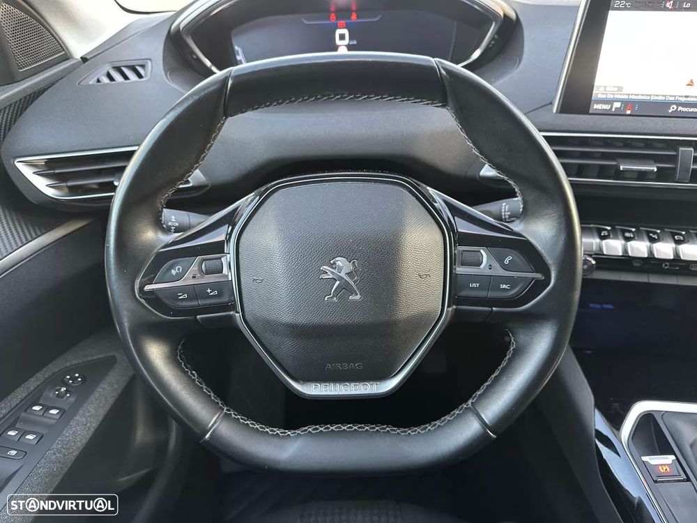 Peugeot 3008 1.2 PureTech Allure - 32