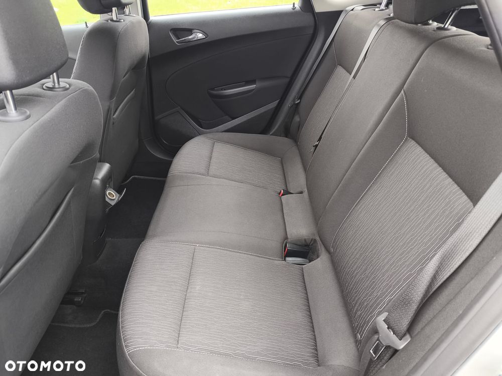 Opel Astra 1.4 T Active EU6 - 23