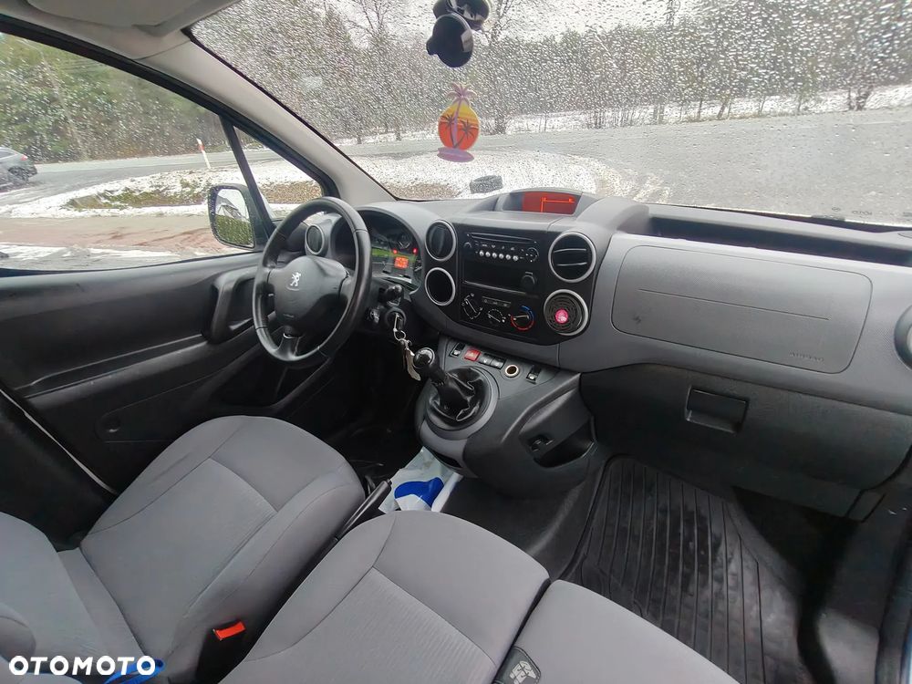 Peugeot Partner - 32