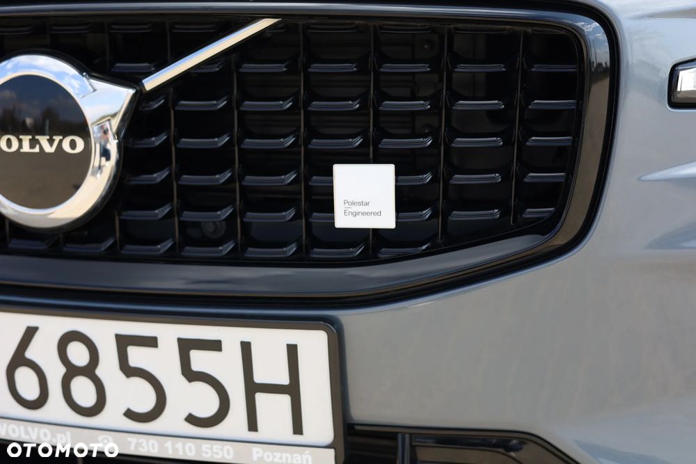 Volvo V60 T8 AWD Plus Dark - 14