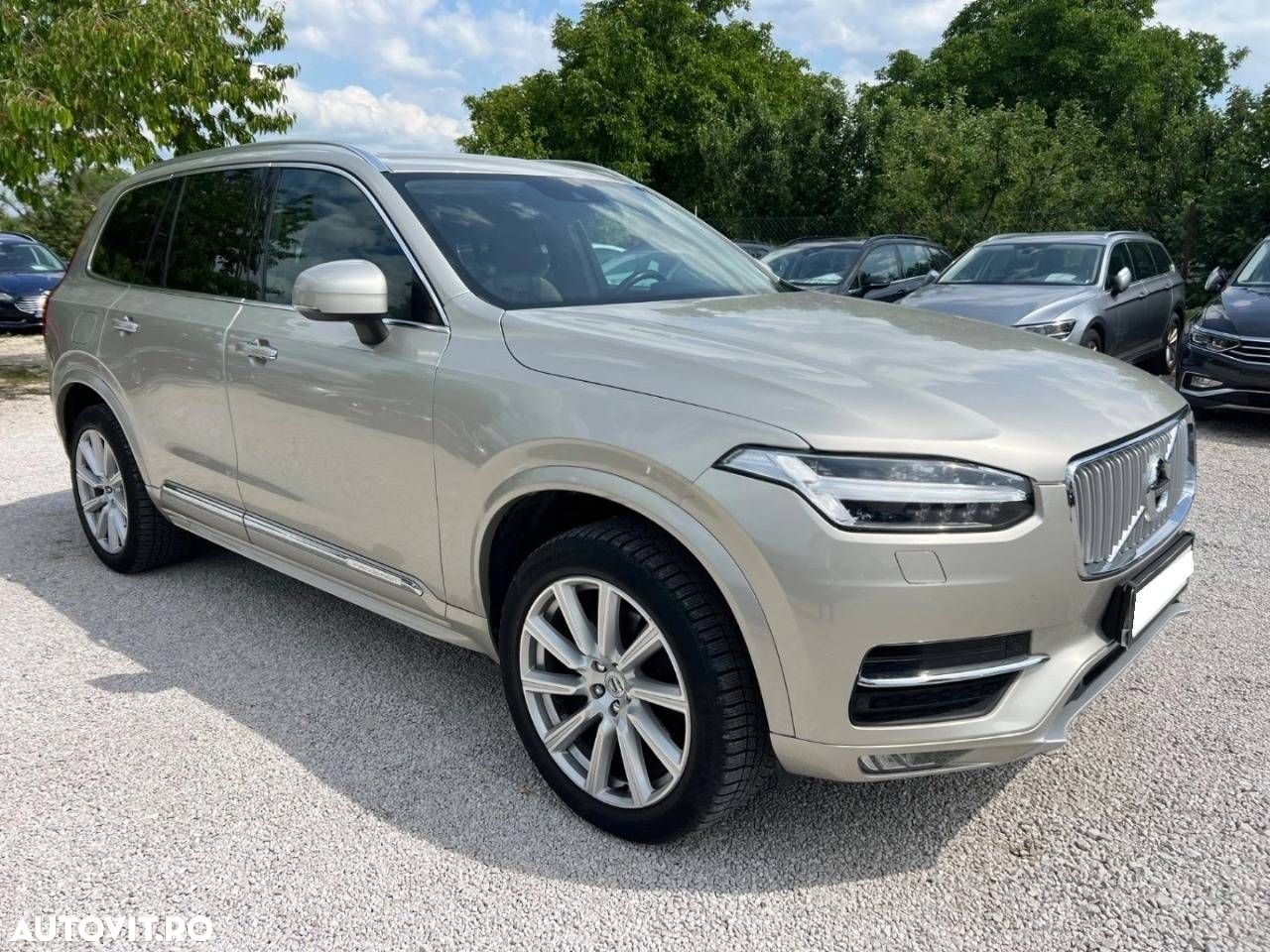 Volvo XC 90 - 2