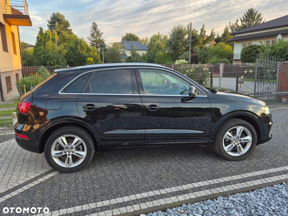 Audi Q3 2.0 TDI sport - 4