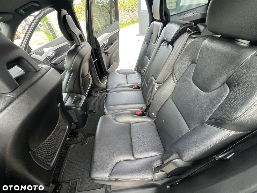 Volvo XC 90 D5 AWD Inscription 7os - 28