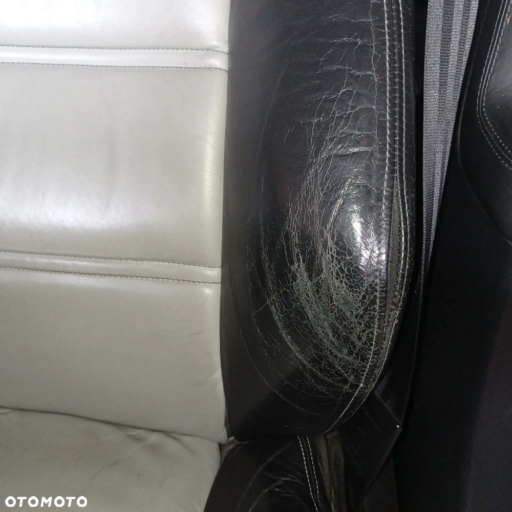 Audi A8 4.2 Quattro - 14