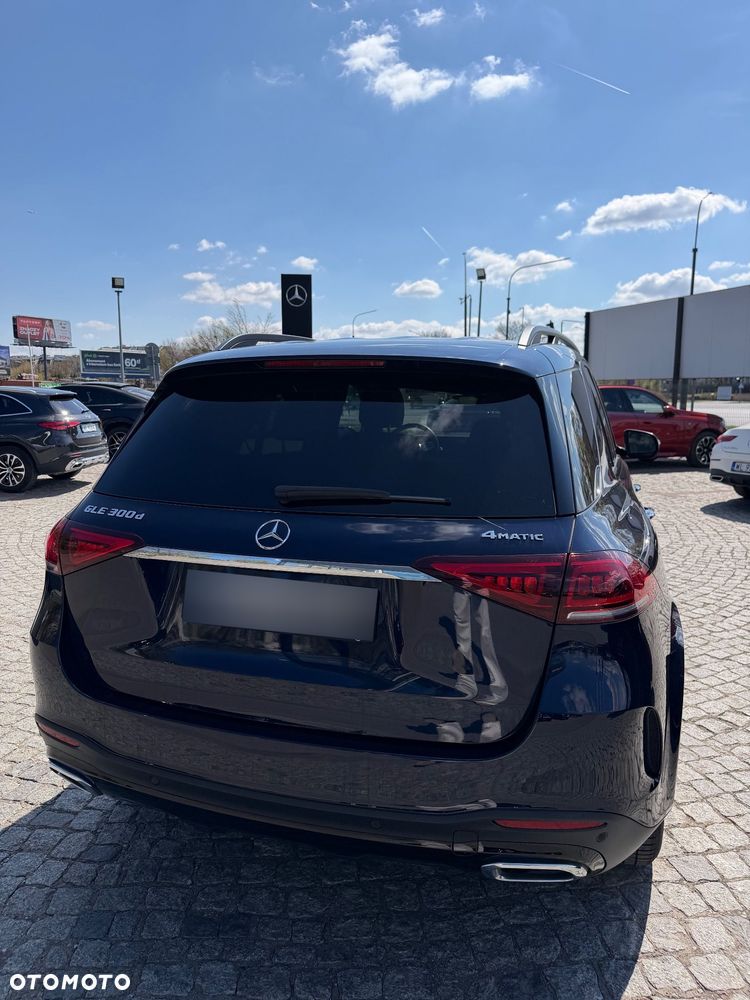 Mercedes-Benz GLE - 17