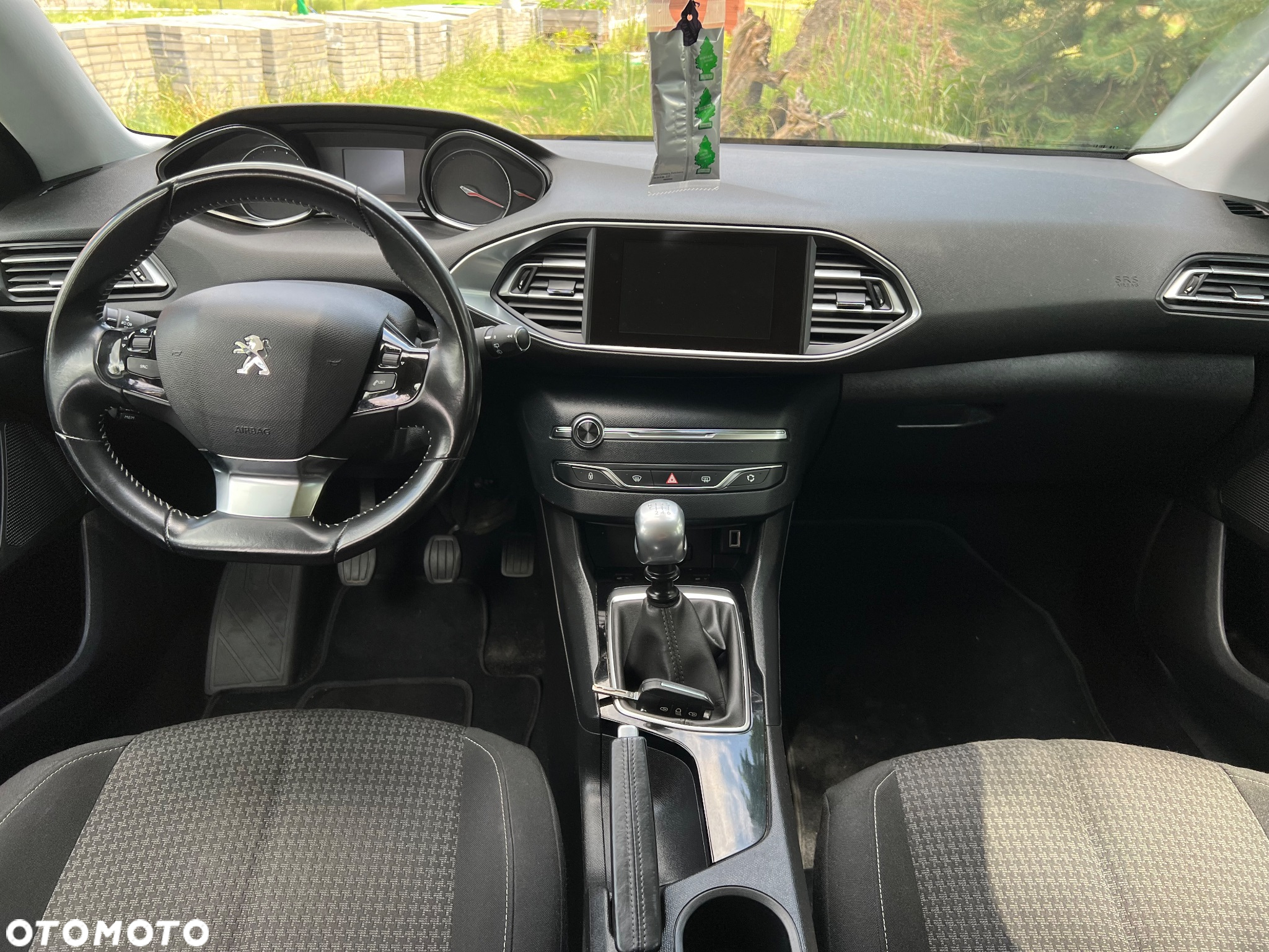 Peugeot 308 1.5 BlueHDi Allure S&S - 11