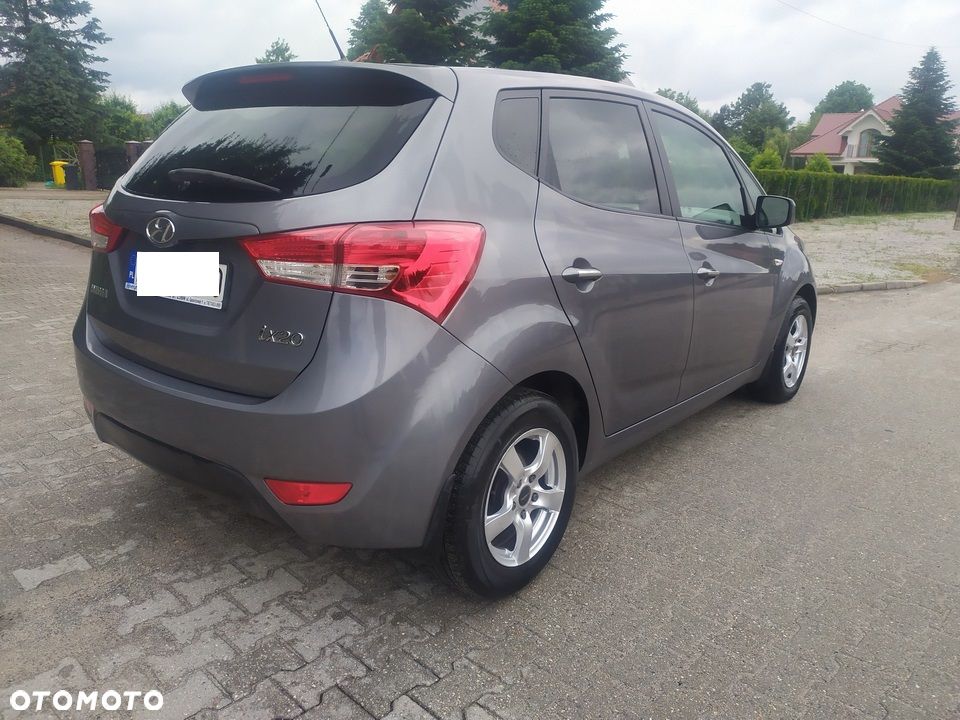 Hyundai ix20 1.6 Premium - 4