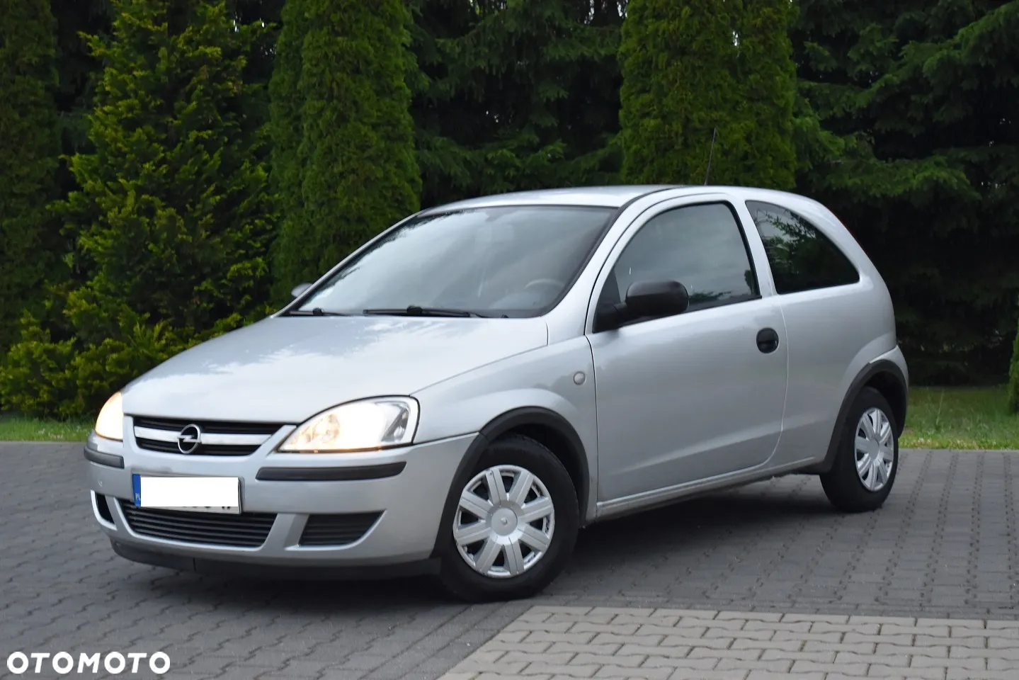 Opel Corsa 1.2 16V Cosmo - 2