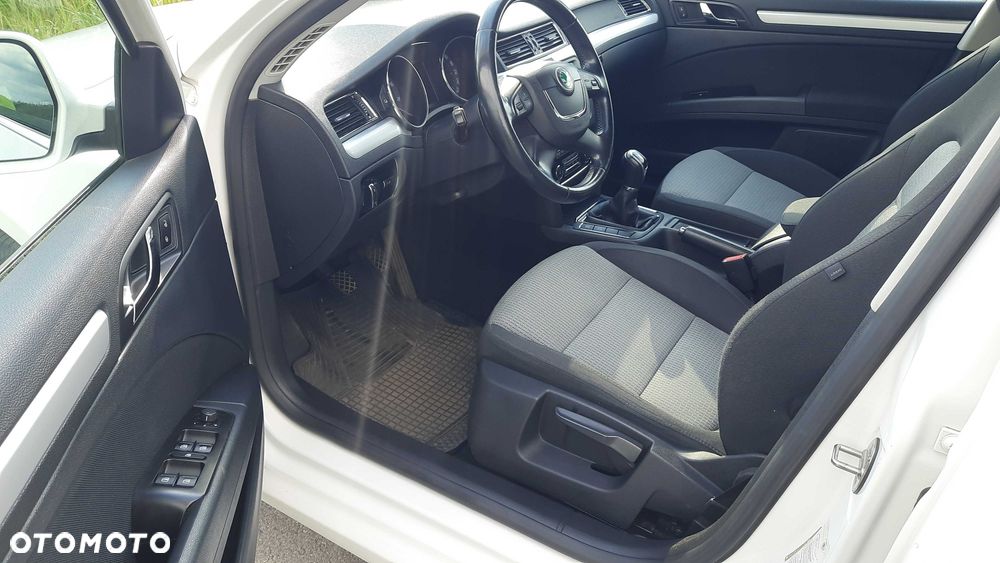Skoda Superb - 11