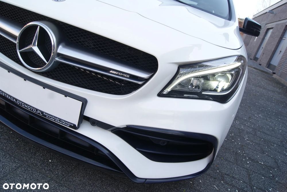 Mercedes-Benz CLA AMG 45 4-Matic - 11