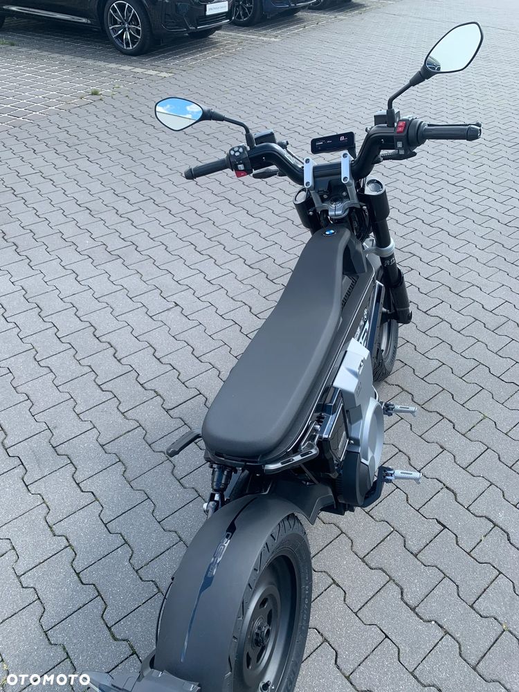 BMW CE 02 - 15