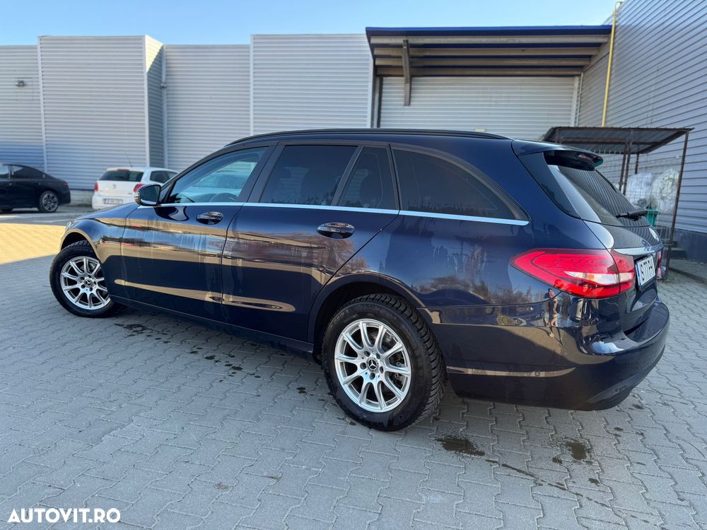 Mercedes-Benz C - 15