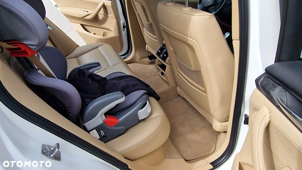 BMW X3 xDrive28i - 18