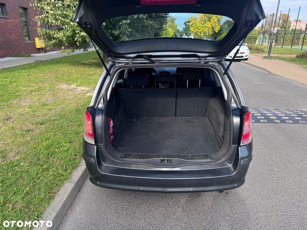 Opel Astra 1.8 Caravan Cosmo - 10