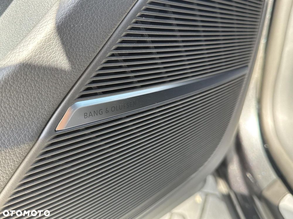 Audi Q8 50 TDI mHEV Quattro Tiptronic - 37