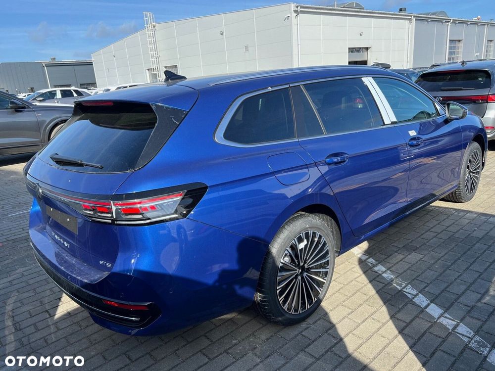 Volkswagen Passat Variant - 4