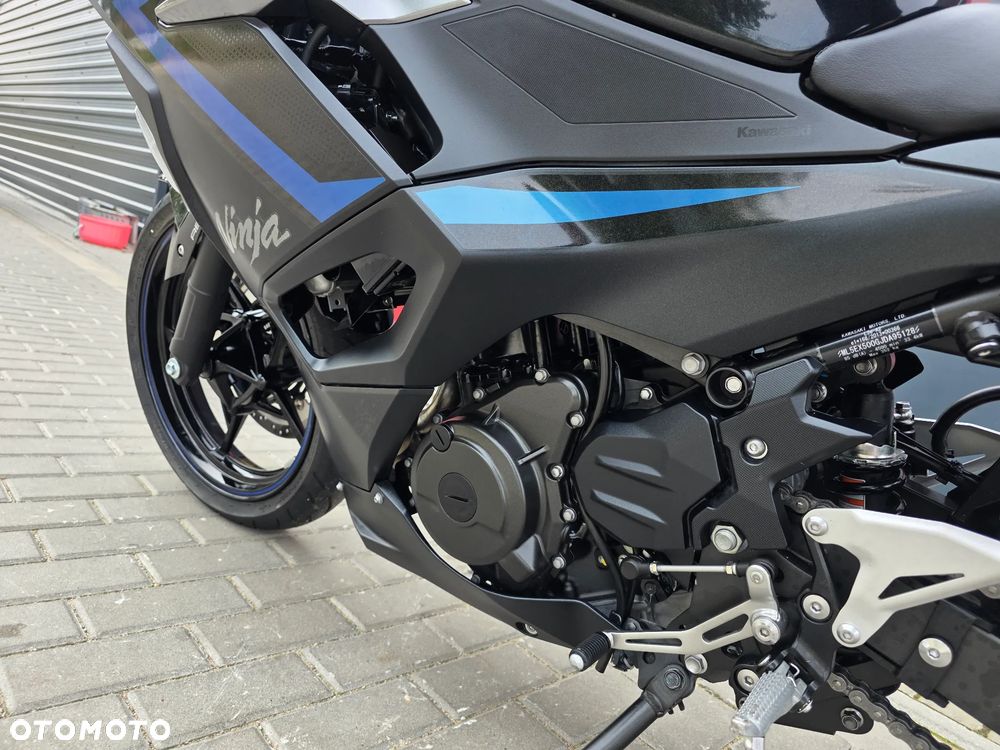 Kawasaki Ninja 500 - 10