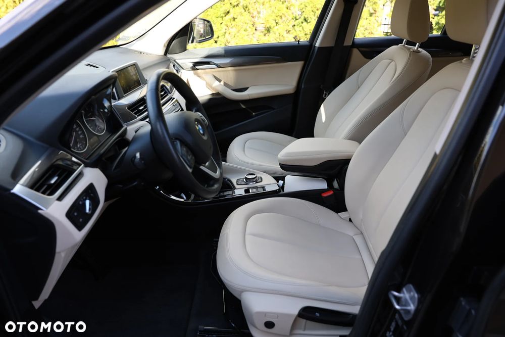 BMW X1 sDrive18d Advantage sport - 10