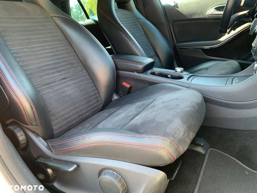 Mercedes-Benz CLA 180 7G-DCT AMG Line - 18