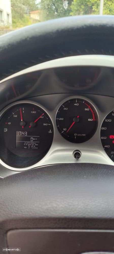 SEAT Leon 1.6 TDI DPF E-Ecomotive Style - 11
