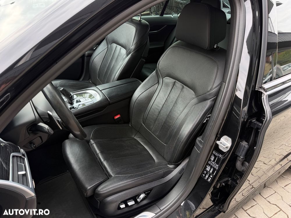 BMW Seria 7 740d xDrive - 12