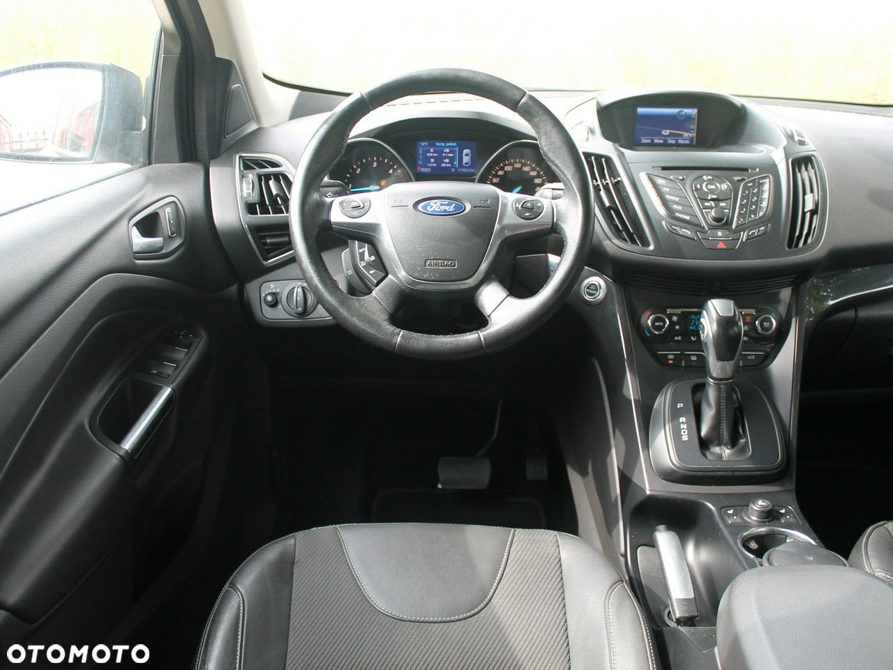 Ford Kuga - 9