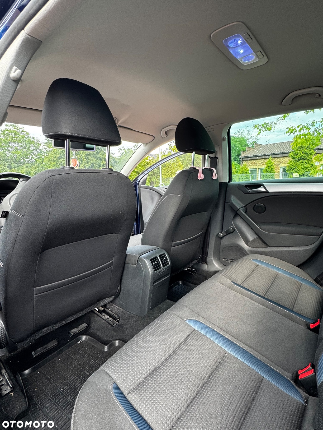 Volkswagen Golf - 12