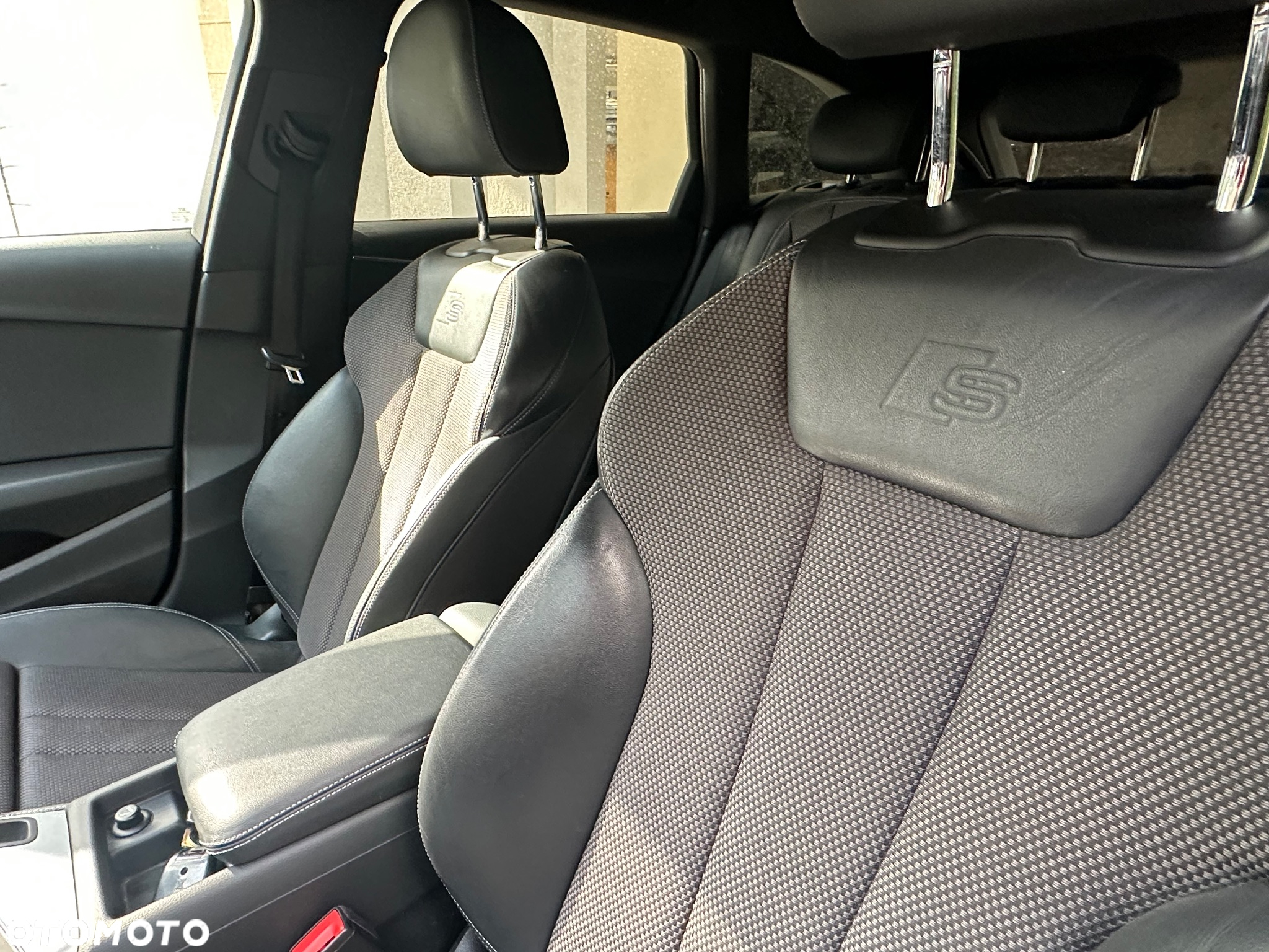 Audi A4 40 TDI quattro S tronic S line - 25