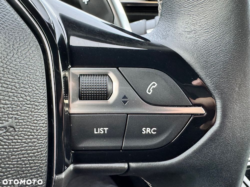 Peugeot 5008 1.5 BlueHDi Allure Pack S&S EAT8 - 31