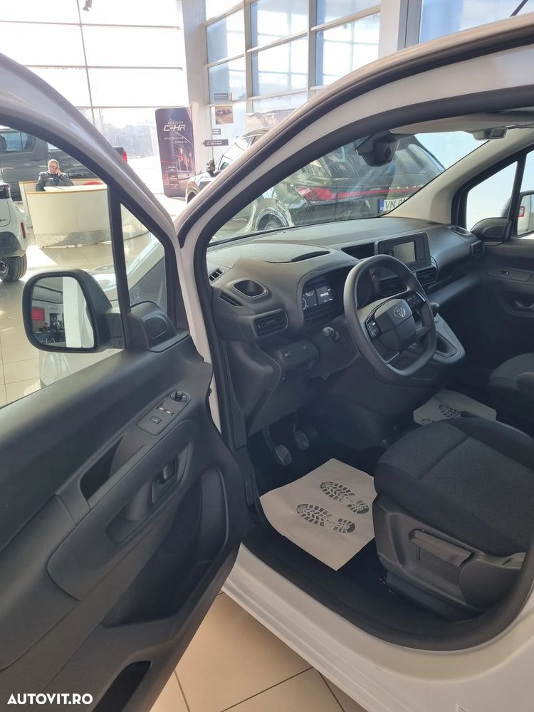Toyota PROACE CITY - 7