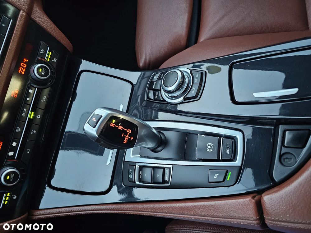 BMW Seria 5 530d Luxury Line - 29