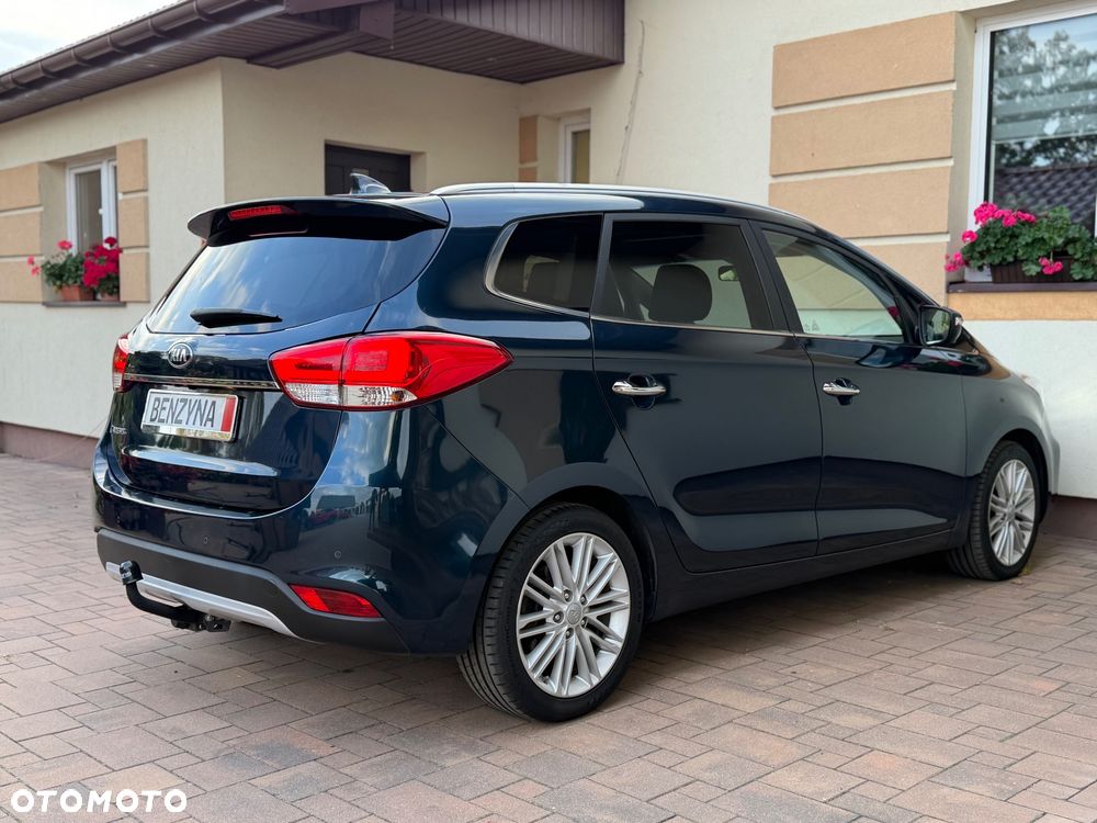 Kia Carens - 27