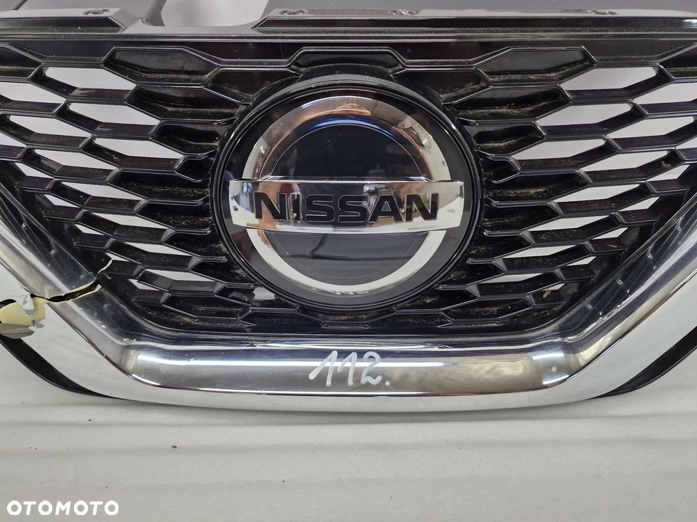 NISSAN QASHQAI II LIFT 17- ATRAPA / GRILL PRZEDNI PRZÓD / ZNACZEK NA KAMERE / POD RADAR , NR 62310HV3 , NR AUKCJI GR112 - 7