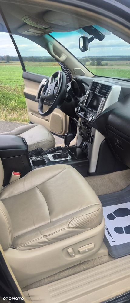 Toyota Land Cruiser LC 3.0 D-4D Prestige - 9