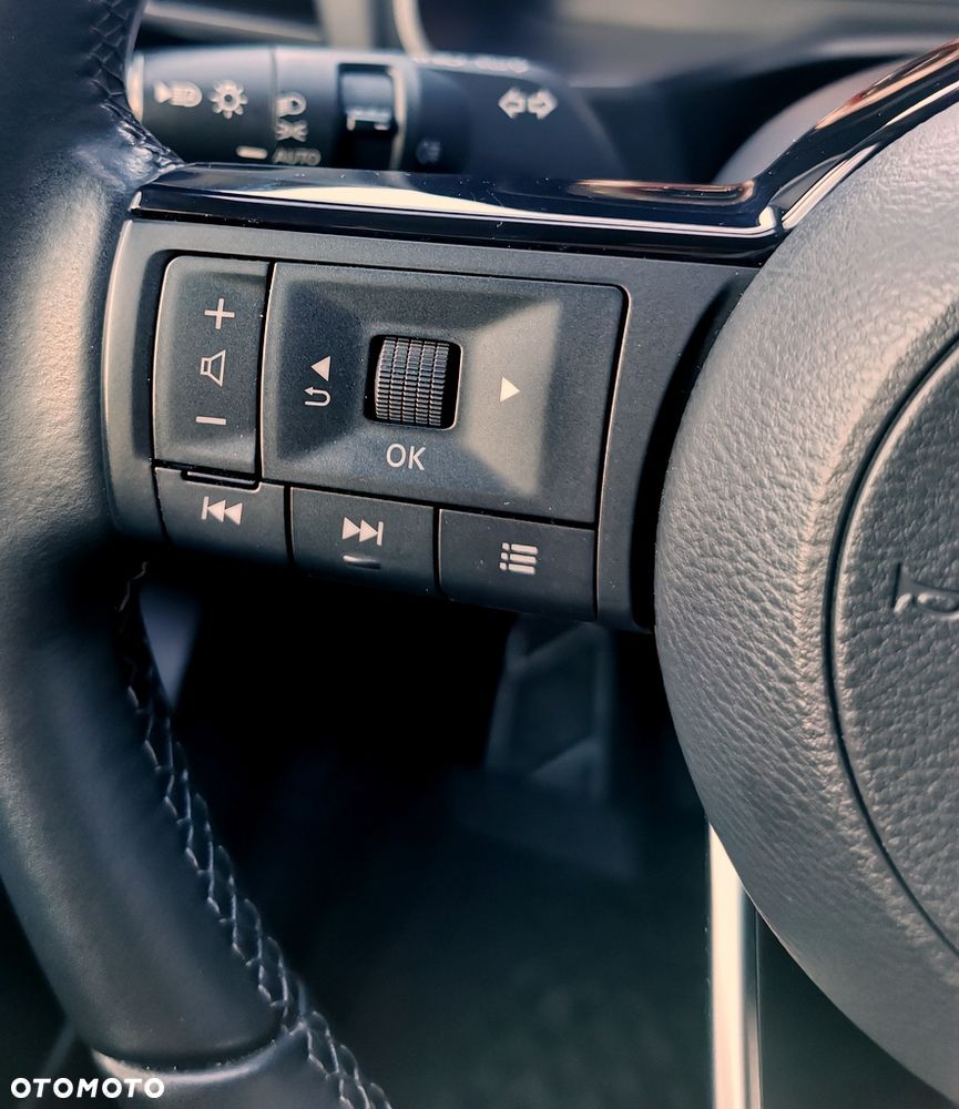 Nissan Qashqai 1.3 DIG-T MHEV N-Connecta - 10