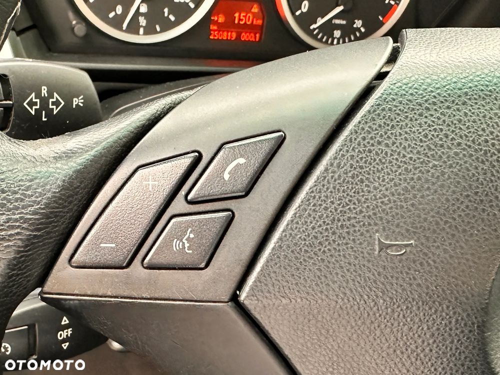BMW Seria 5 523i - 16