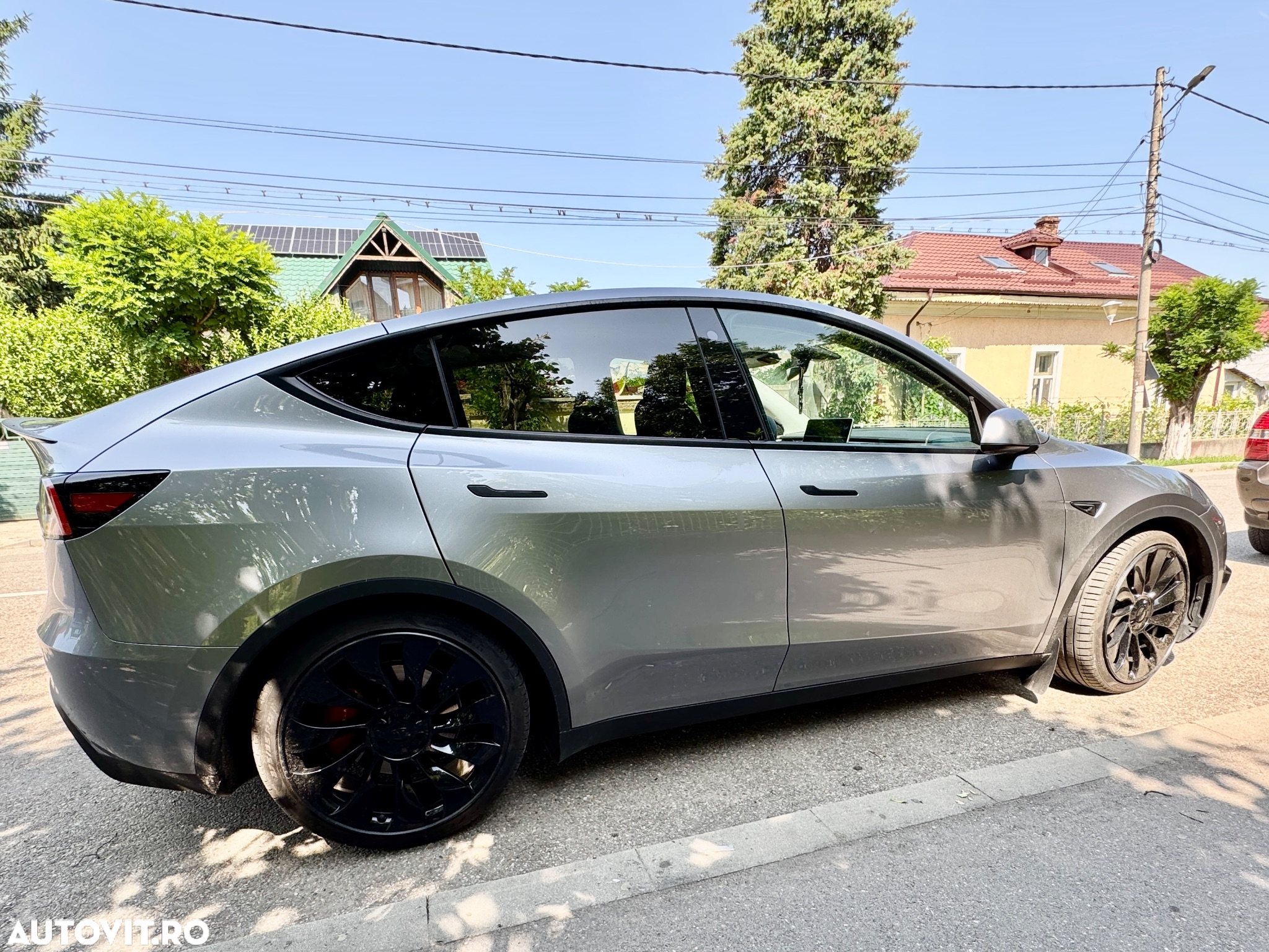 Tesla Model Y Performance - 5