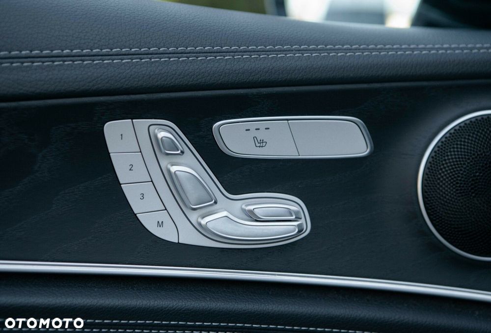 Mercedes-Benz Klasa E - 21