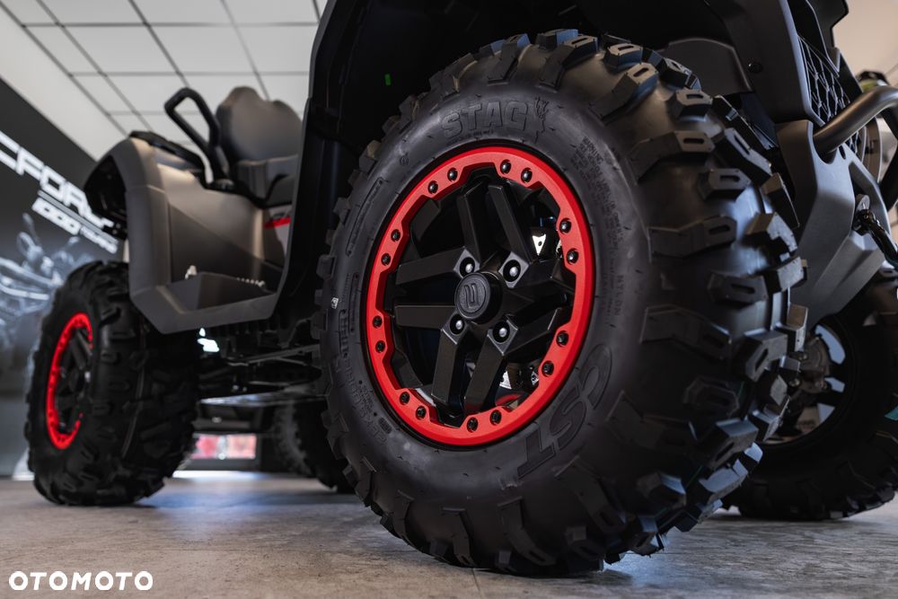 CFMoto CForce - 8