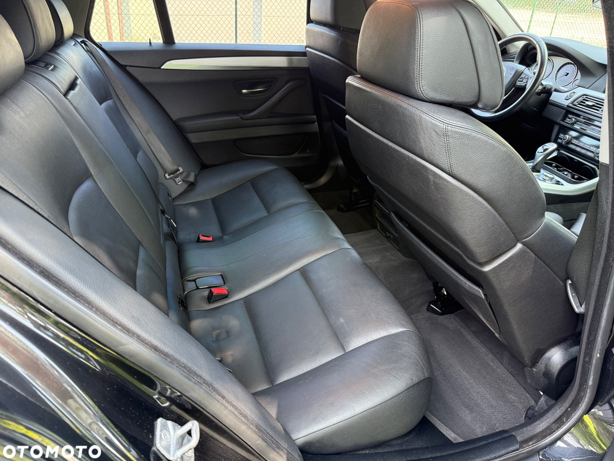 BMW Seria 5 528i xDrive Touring Sport-Aut Luxury Line - 12