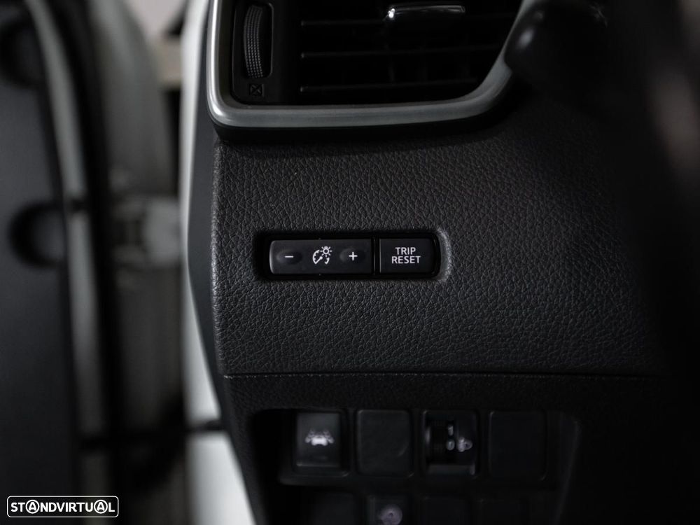 Nissan Qashqai 1.5 dCi N-Connecta - 17