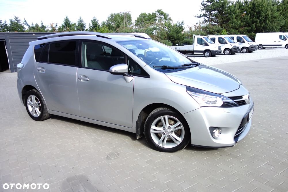 Toyota Verso 2.0 D-4D 7-Sitzer Life - 16