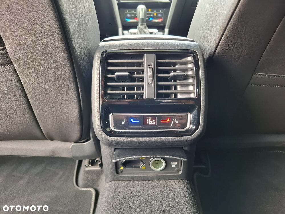 Volkswagen Arteon 2.0 TSI R-Line DSG - 20