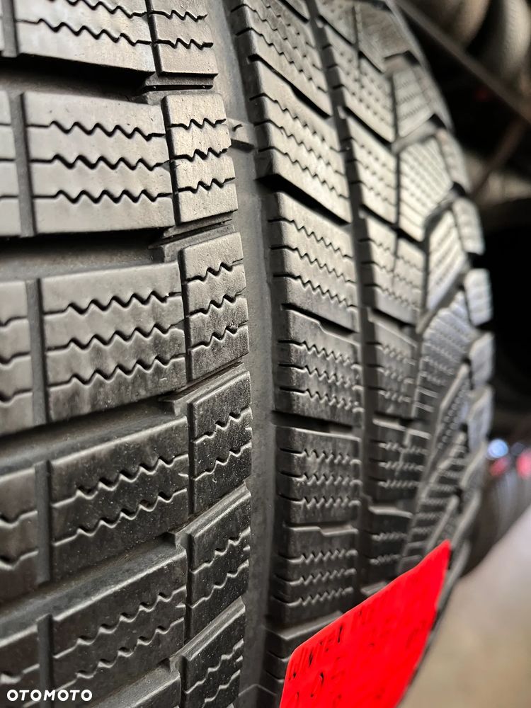 Hankook 295 35 21 Winter I'Cept Evo 2 SUV 107 V XL 1szt. - 3