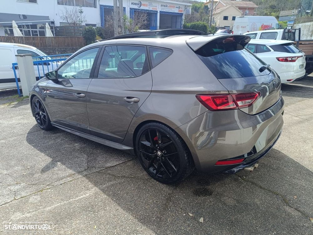 SEAT Leon 2.0 TDI DPF S&S FR - 4