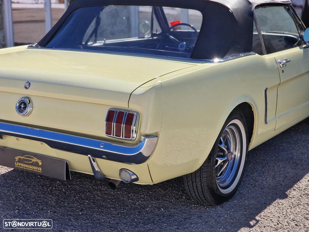 Ford Mustang - 19
