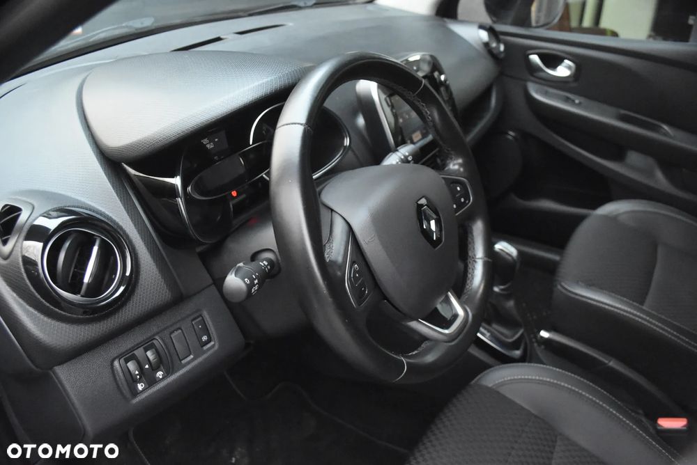 Renault Clio dCi 90 EDC Limited - 19