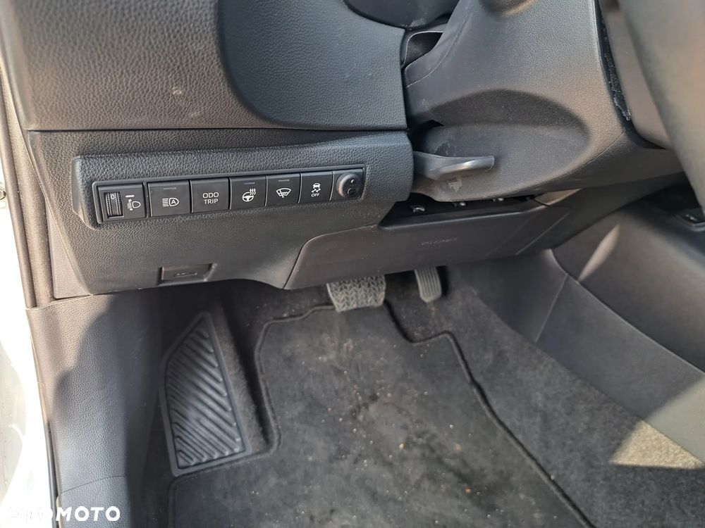 Toyota Corolla 1.8 Hybrid Comfort - 10